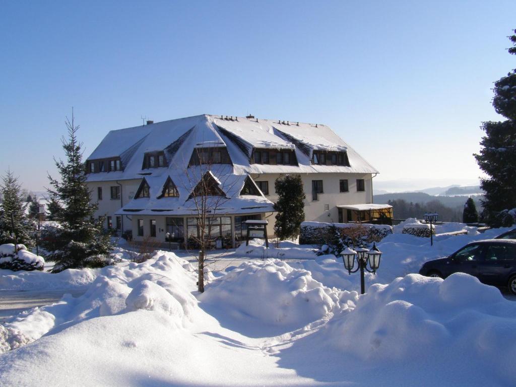Hotel Waldesruh Lengefeld  Экстерьер фото